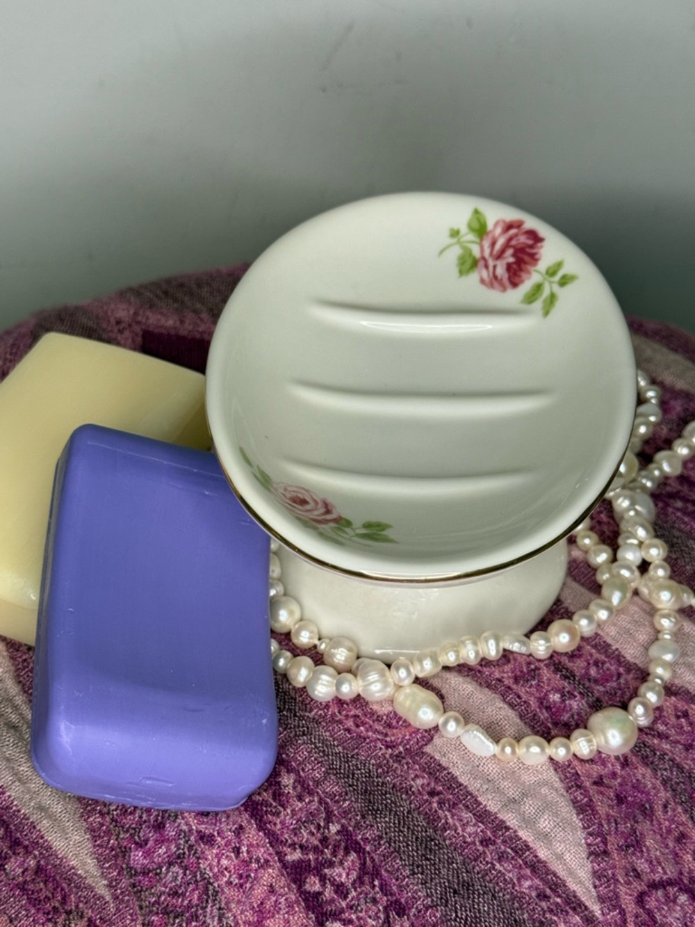 Vintage Martha Stewart Pedestal Soap Dish